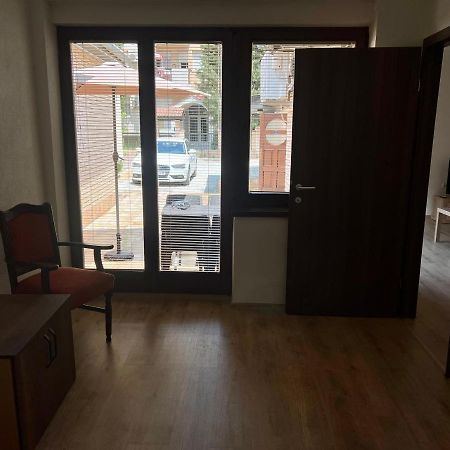 Home Base Apartments Skopje Luaran gambar