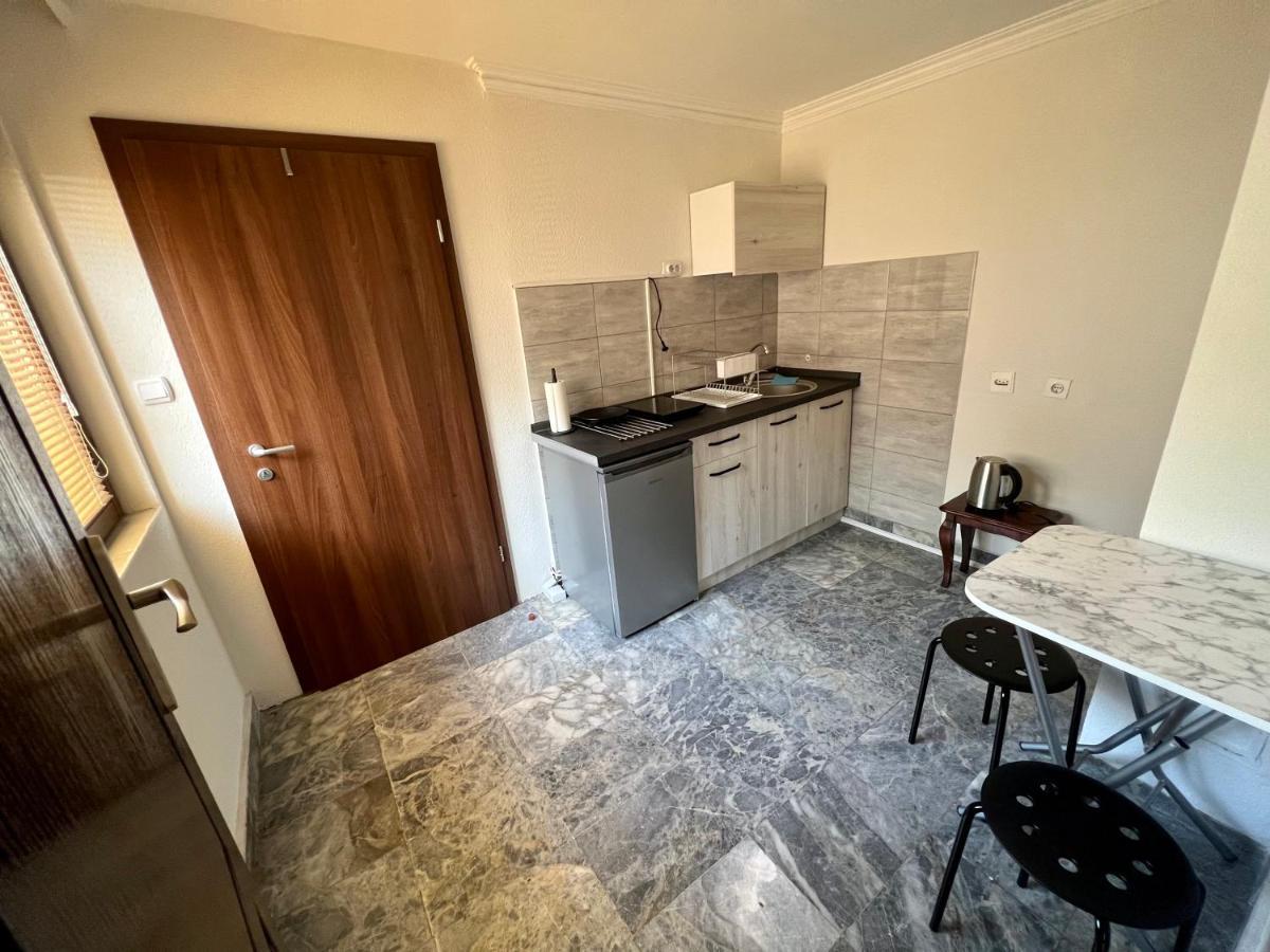 Home Base Apartments Skopje Luaran gambar