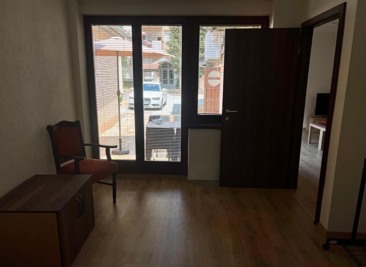 Home Base Apartments Skopje Luaran gambar