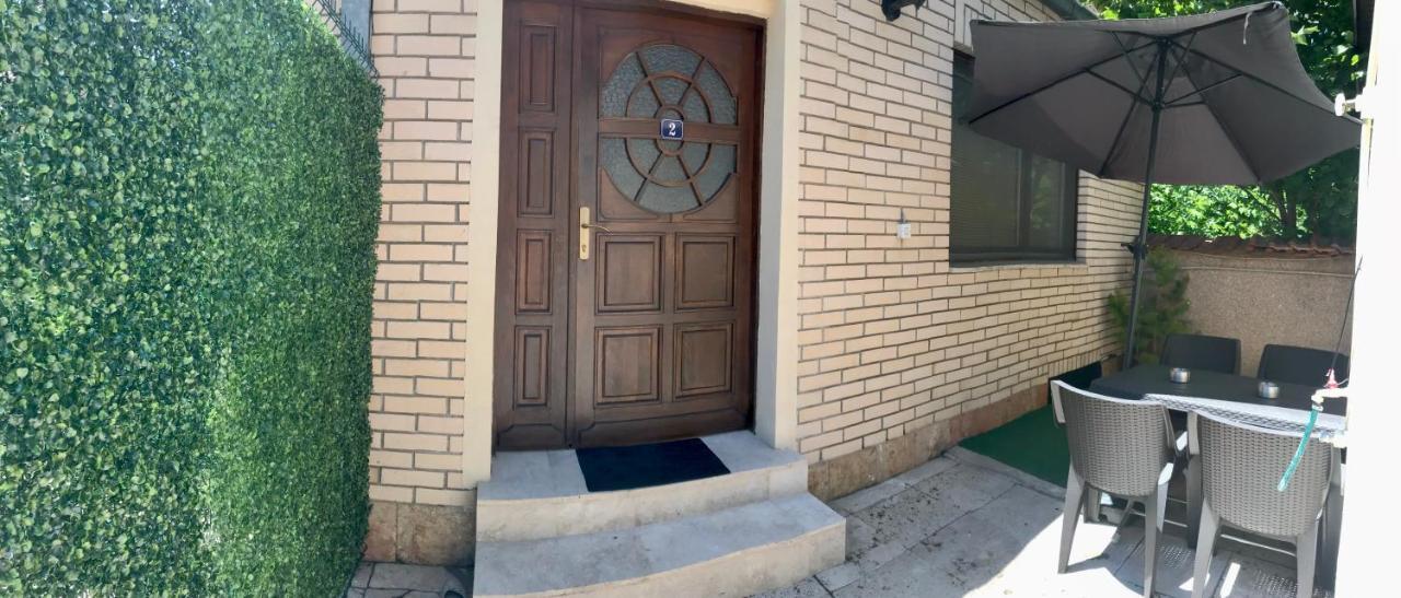 Home Base Apartments Skopje Luaran gambar