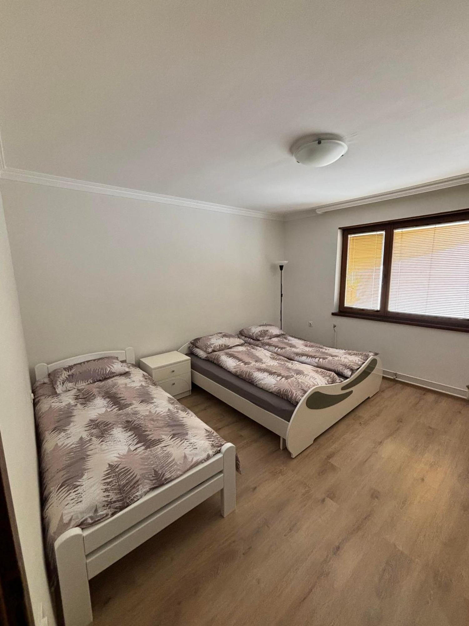 Home Base Apartments Skopje Luaran gambar